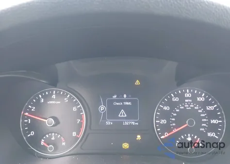 2018 Kia Optima S из США, поврежденный, VIN 5XXGT4L31JG239110